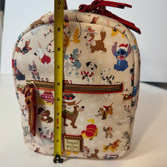 NWT. Disney Dogs Dooney & Bourke Bag - Santa Tails Backpack. Disney leather bag - Picture 15 of 16
